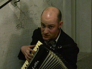 Geoff Berner Performs 'Shut In' at the Wuk, Vienna (March 2008)