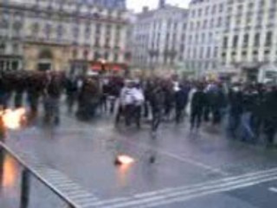 barbecue de poubelle