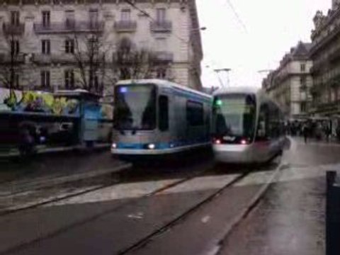 Citadis et TFS à Victor Hugo