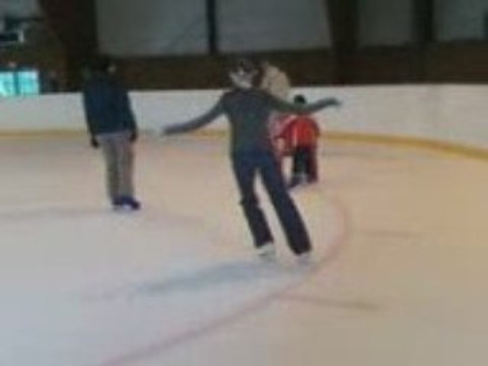 Moi à la patinoire ! 2