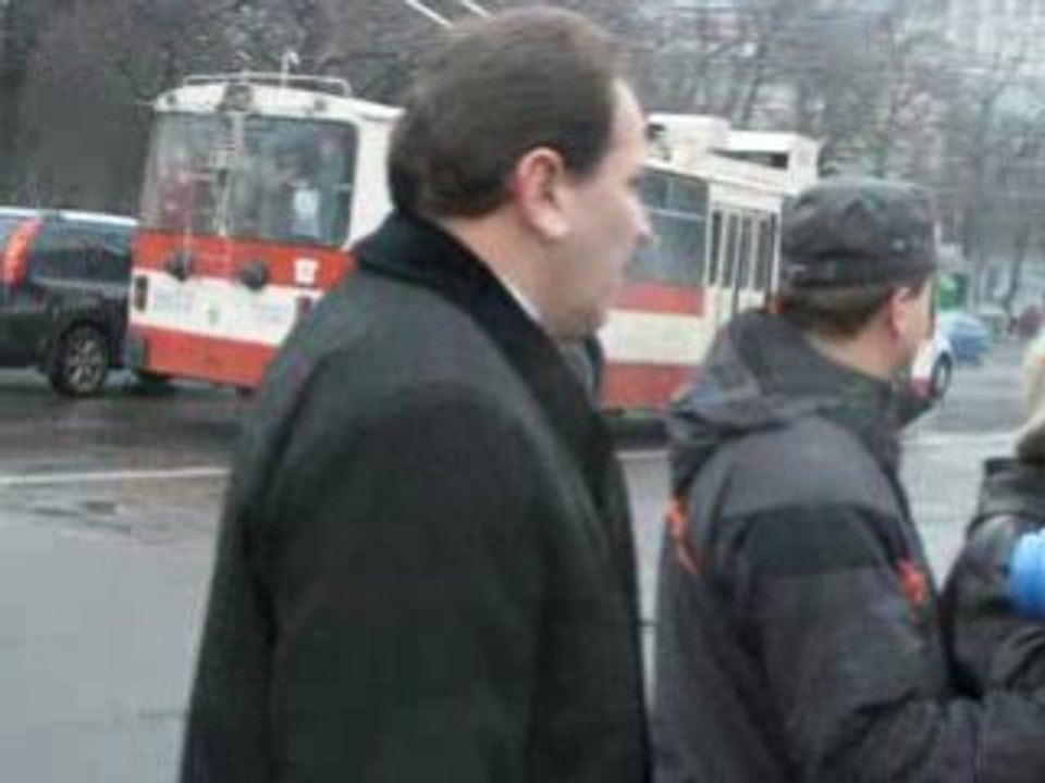 Comunisti fura Tara