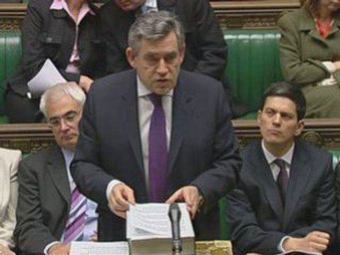Gordon Brown announces Iraq troop withdrawal