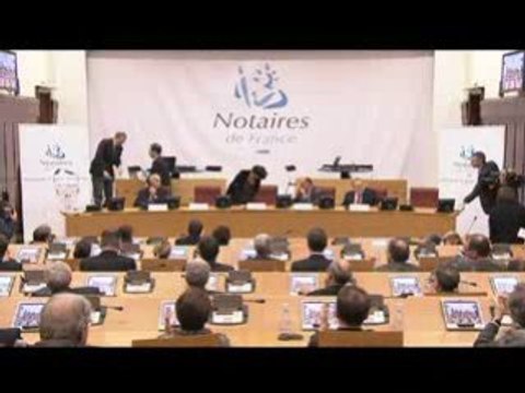 signature du 1er acte authentique sur support electronique