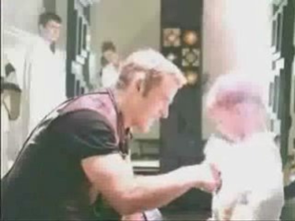Farscape - In The Air Tonight