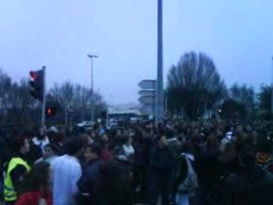 Mobilisation Lycéenne à Brest le 18/12