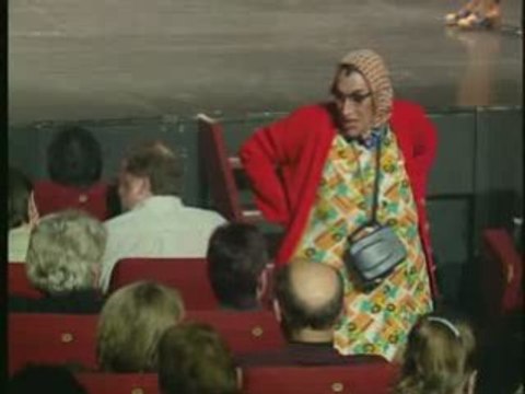 Les vamps prennent le bus pour Lourdes