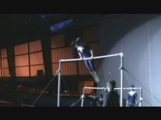 Gala de gym: barres assymétriques