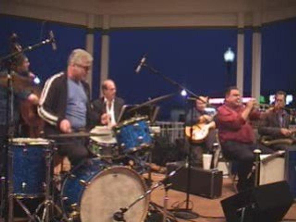 New Legacy Jazz Band, Blues In Gmi