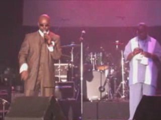 Prince Kenyatta's Keep On Calling -Live