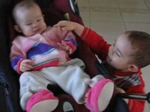 mila et noa au reveil