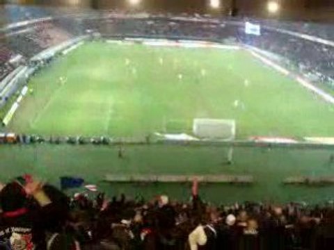 PSG Twente Ambiance de feu après 4e but !!!!