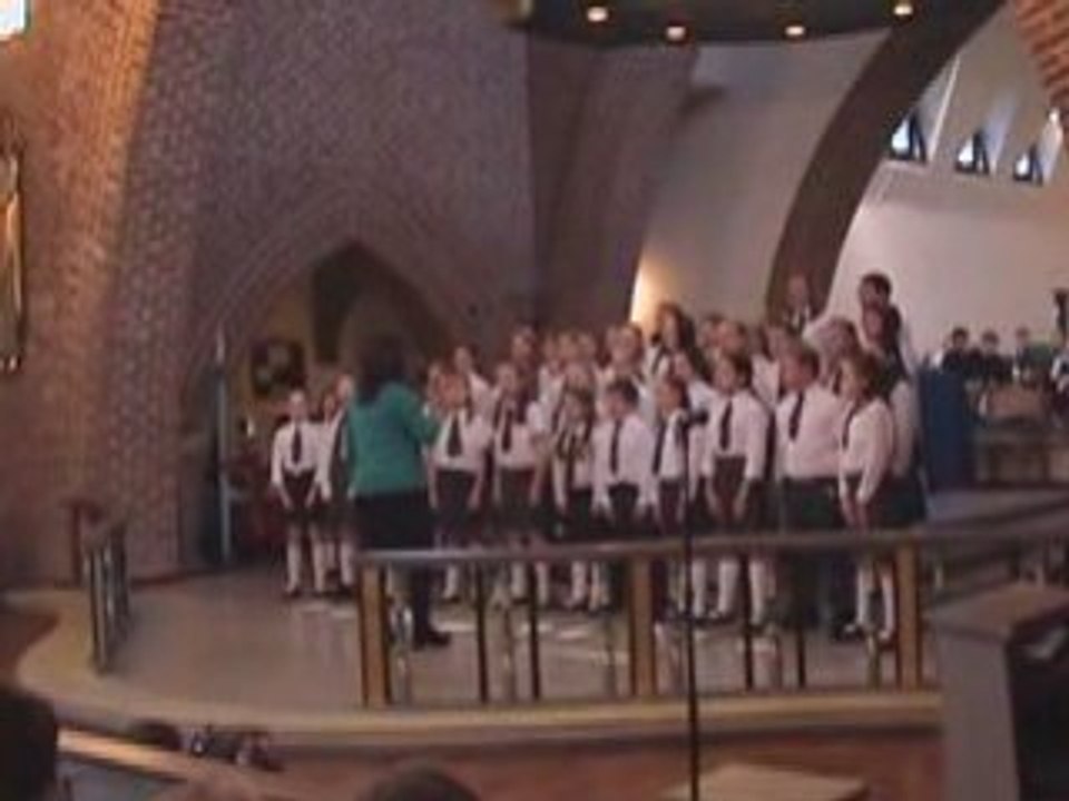 Alice chante Oh Holly Night @ St Nicholas Church