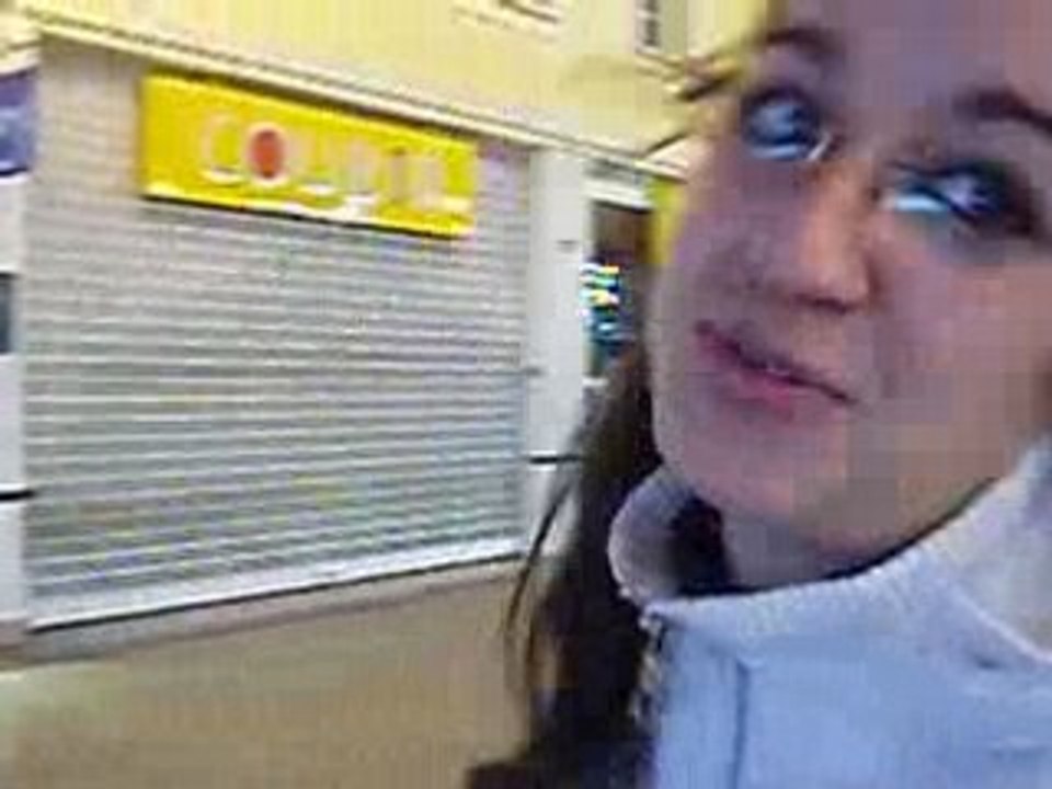 Sophie qui sort plus du cadie