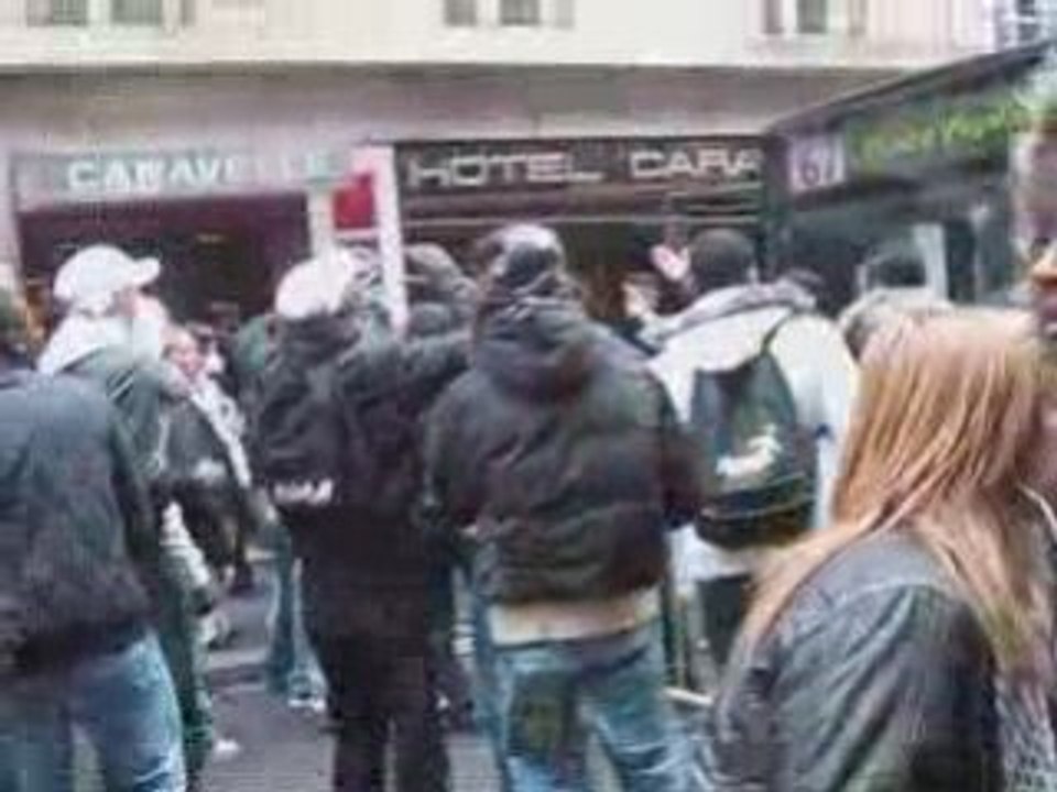 Devant Quinet