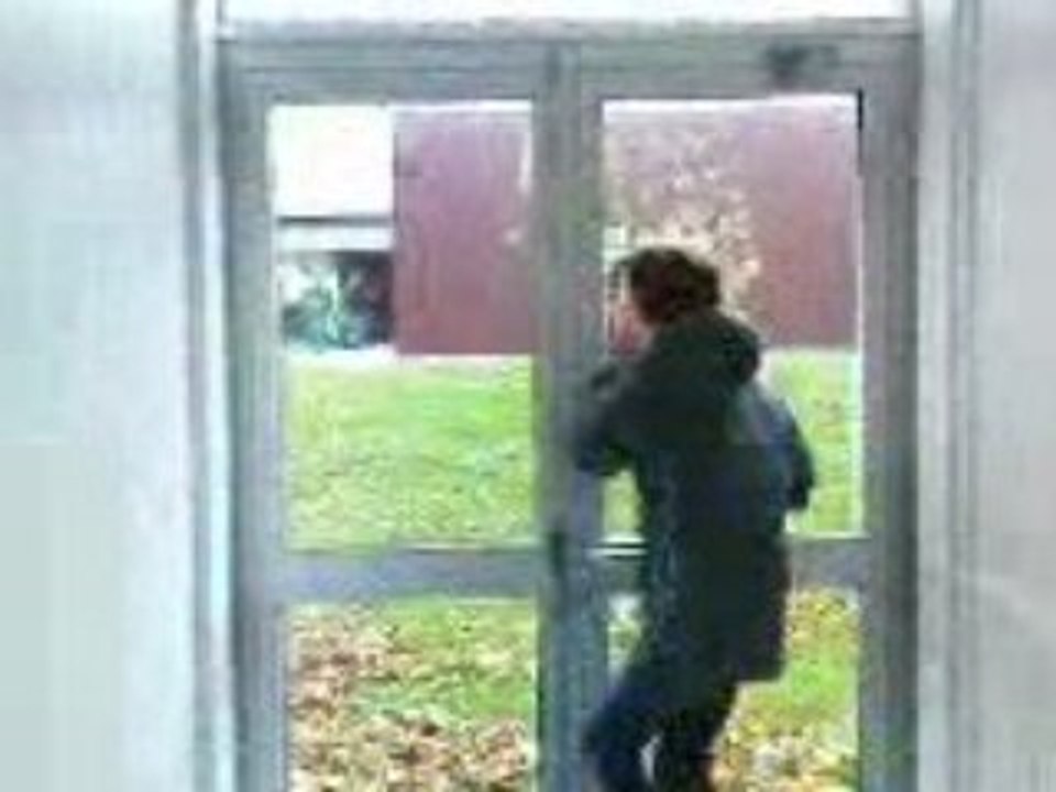 MOV00528