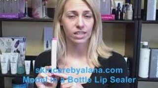 Model in a Bottle Lip Sealer Conditioner