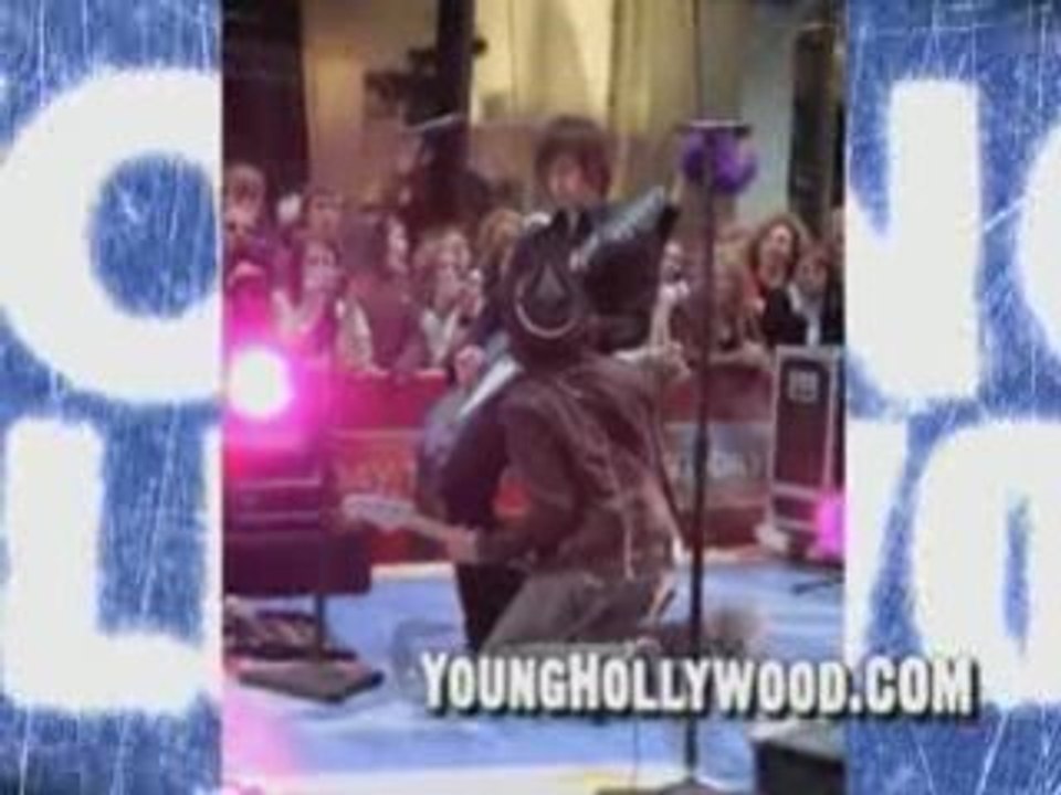 Up Close with All- American Rejects