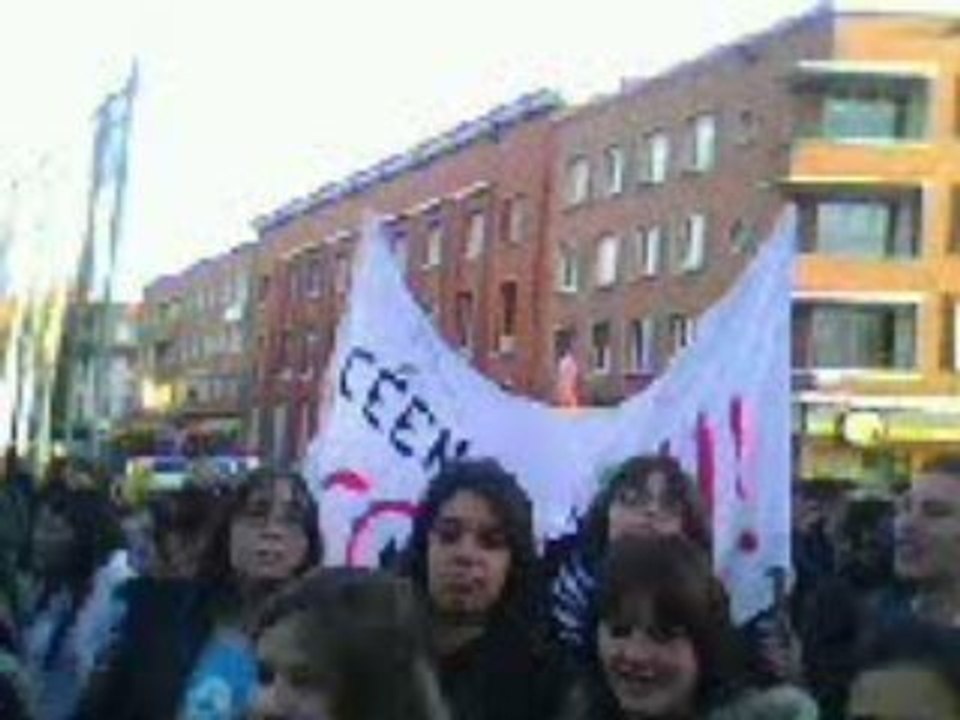 Manif' contre la réforme Darcos le 19 décembre à Dunkerque