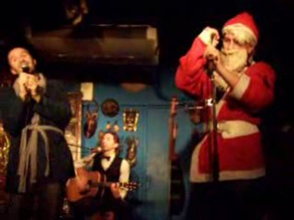 Oldelaf et monsieur D  : le Père Noël