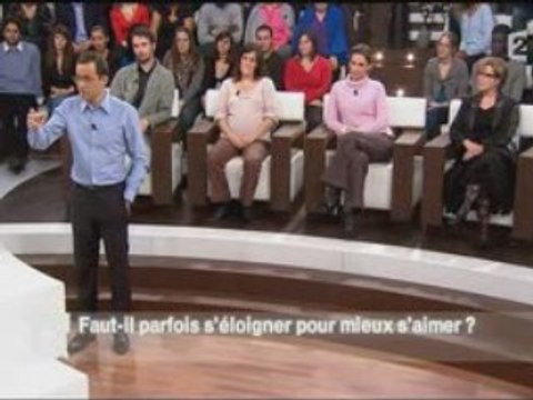 Faut-il parfois s'éloigner pour mieux s'aimer ? (2-3)