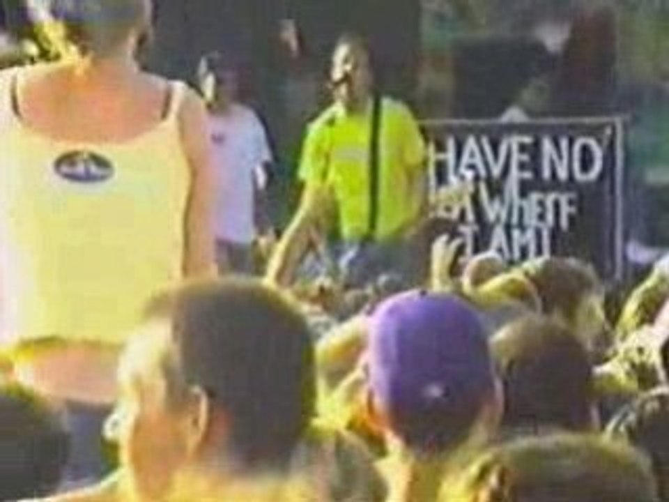 Blink-182 - Family reunion (live Vans Warped Tour-1999)