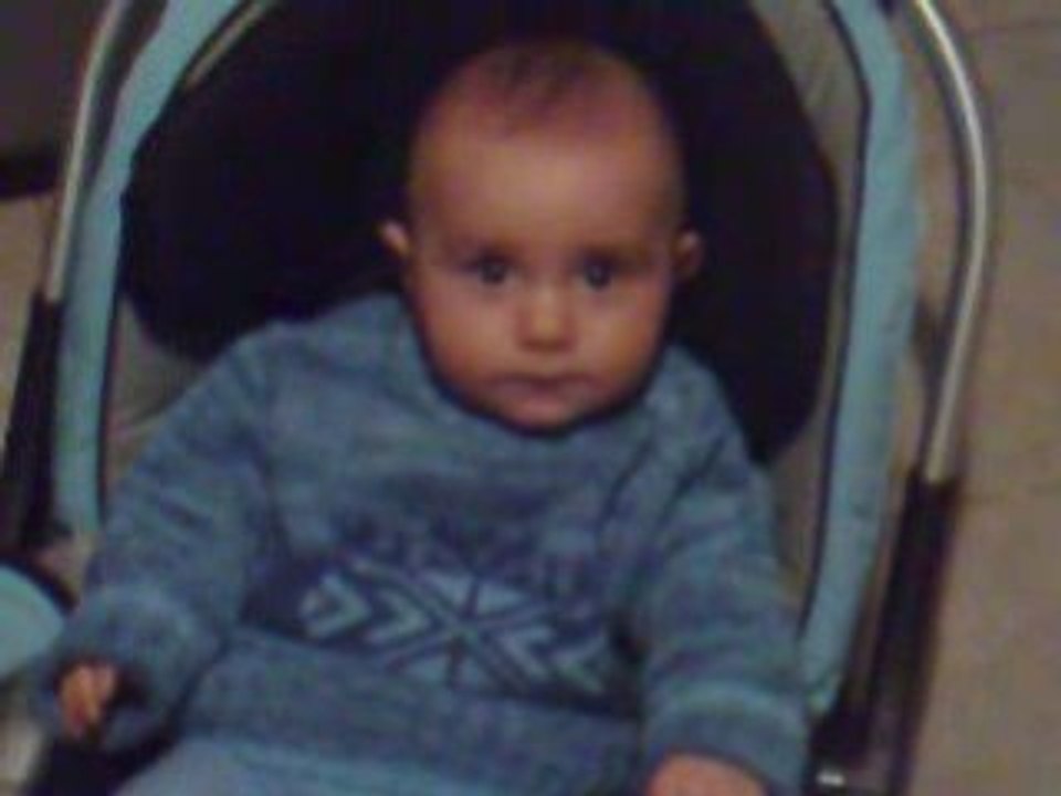 I can rock alone when mamma cooking :)
