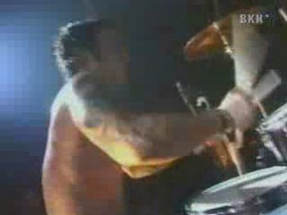 Blink-182 - going away to college (electric ballroom 1999)