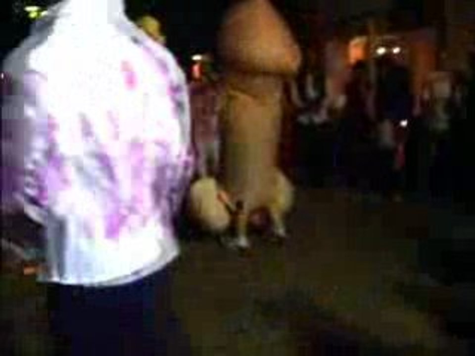 HALLOWEEN ON MILL AVENUE RAVE HARDSTYLE TECHNO