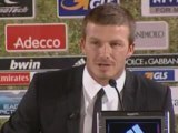 Beckham joins AC Milan