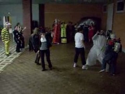 Défilé de mode soirée d'intégration 6