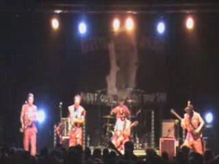 Intro ALERTE ROUGE - ska - festival eskapotes