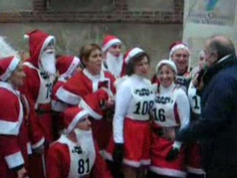 les pères et mères Noel de la corida de JOIGNY