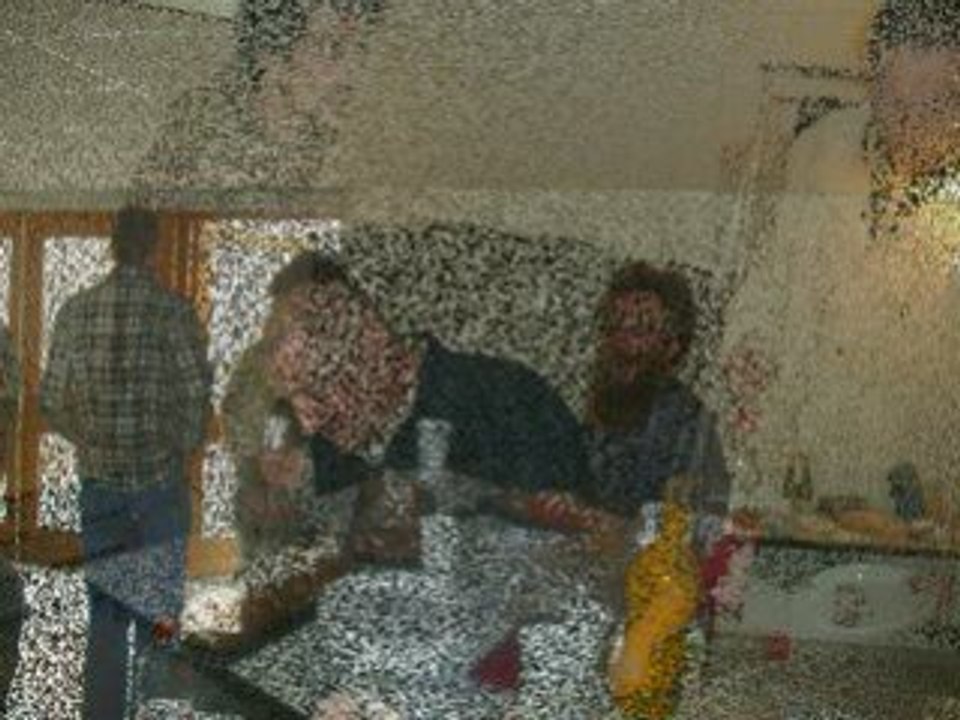 A la salle des fetes_0001