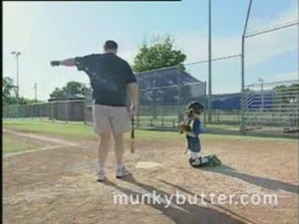 Enfant catcher au baseball