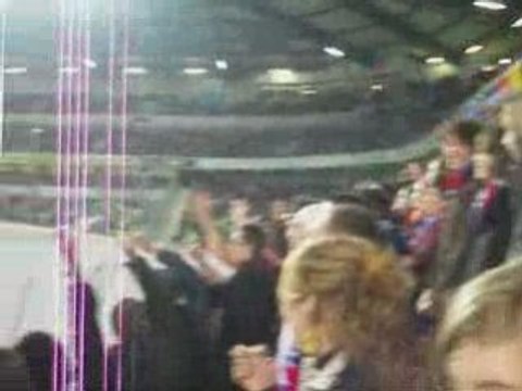 CAEN-LYON 19eme journée de L1 (tifo,chant,govou,artifice)