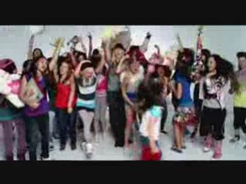 Miley Cyrus 7 Things