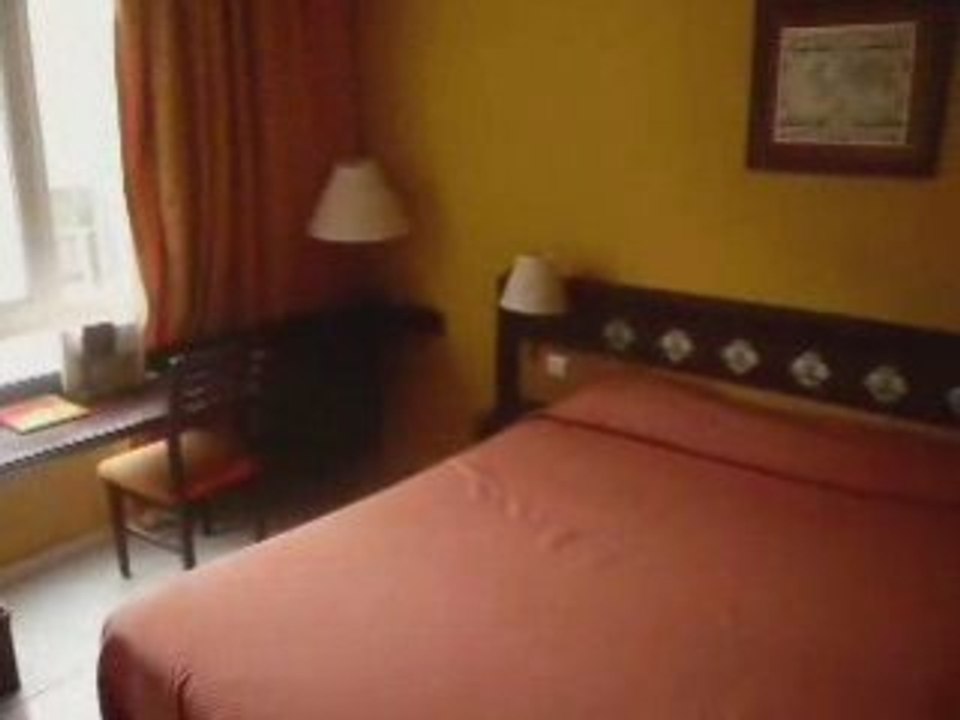 Hotel_mercure_commercial
