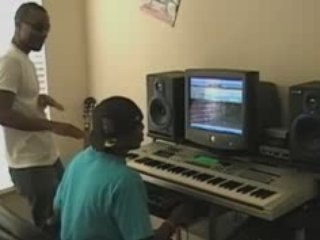 Ray J Ft. R Kelly - Quit Actin' Remix By The Progressions