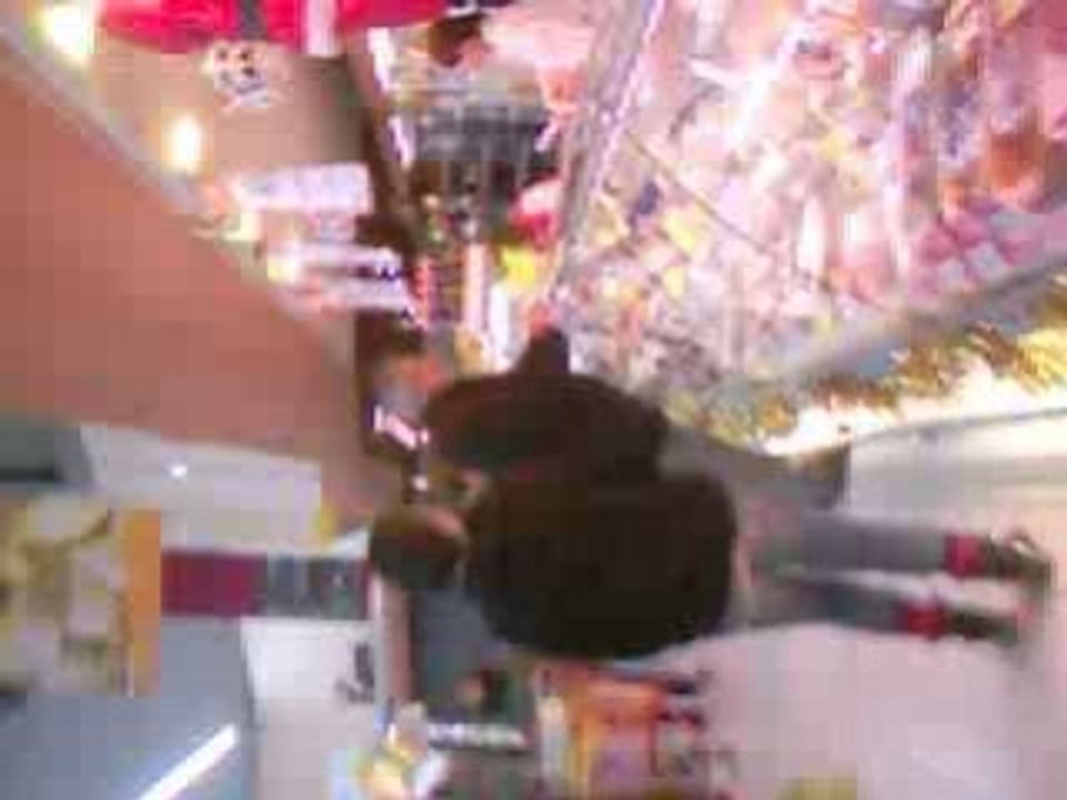 Re parti pour une photo mes cette fois avec la charcutiere