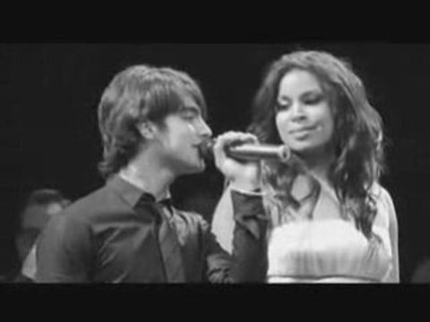 Jonas Brothers - Superstition [Live w/ Jordin Sparks]