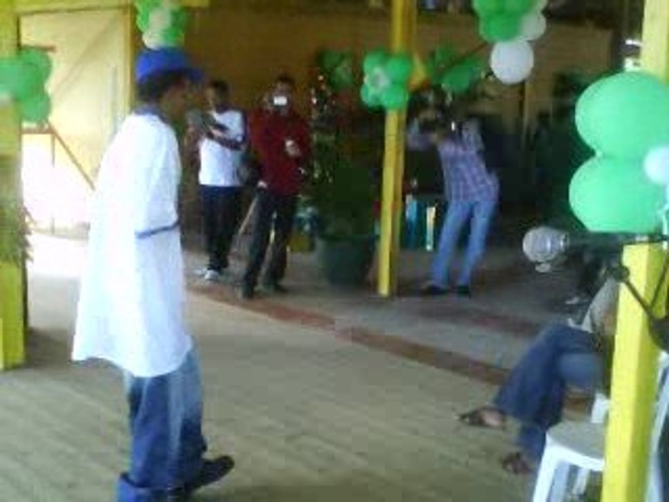 Denneska - Ba Boug-Aw On Fòs (BNP Paribas - Le 20/12/08)