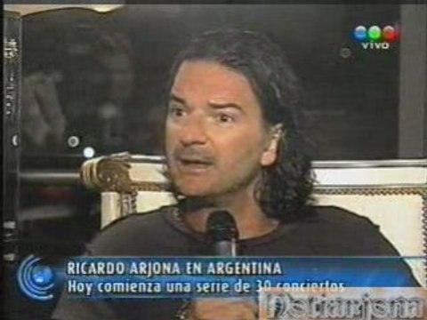 Telefe Noticiero LLegada a Ezeiza de Ricardo Arjona año 06