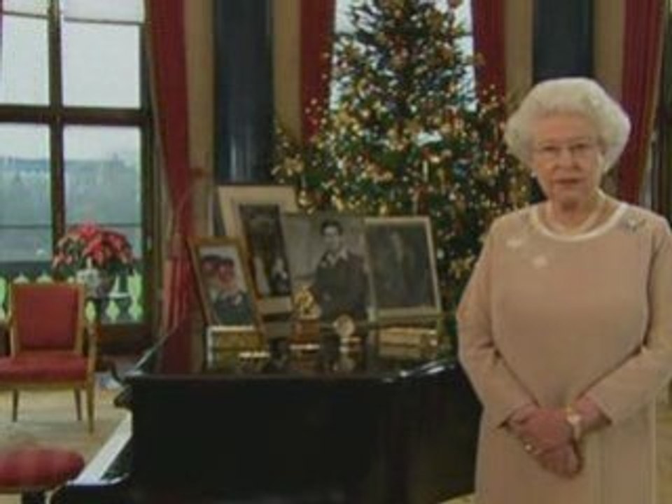 Queen's Christmas speech focuses on the economy