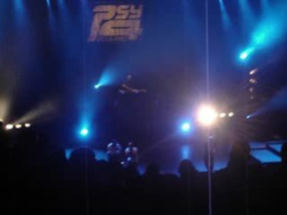 PSY 4 DE LA RIME OLYMPIA DE PARIS 23 DECEMBRE