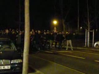 Arrivee des supporters lyonnais a d'Ornano