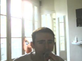 Wiwi égratigne "Open your eyes" de BlackBox