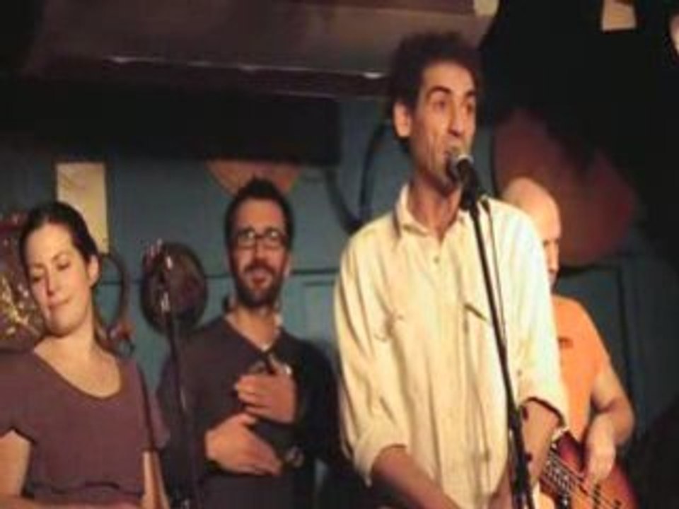 Madjid ZIOUANE et Mon Poing de Coté : Zoophile