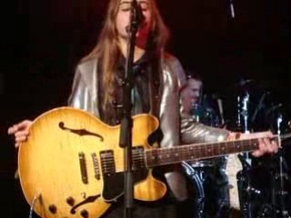 Nina Attal à la Scène Bastille - Meet me halfway