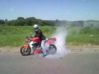 MoN PrEmIeR BuRn eN sV