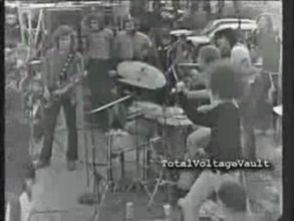 MC5 - Kick Out The Jams